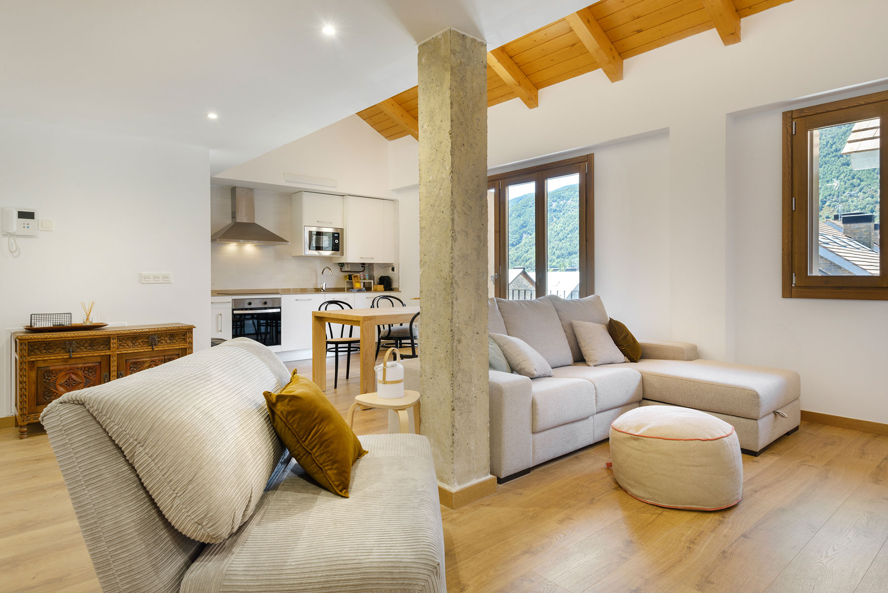 Dúplex Campodios Villanúa | Apartamento con chimenea en Pirineo Aragonés